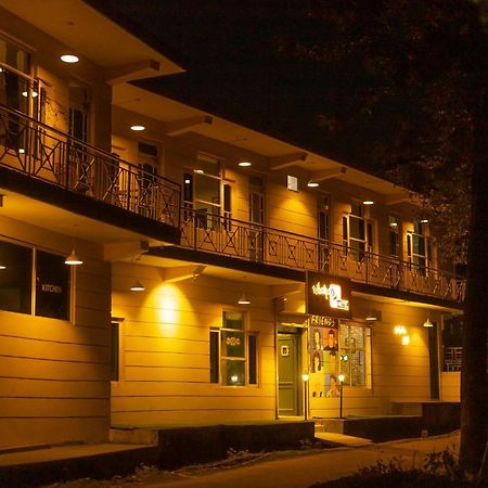 Whoopers Hostel Bir Exterior foto