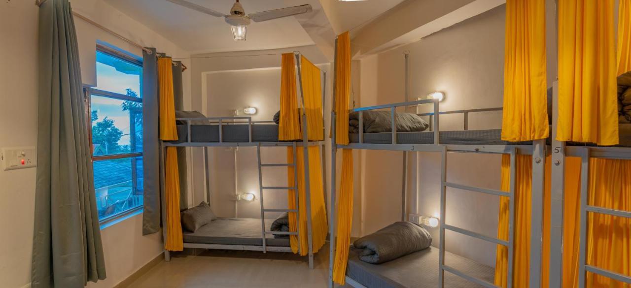 Whoopers Hostel Bir Exterior foto